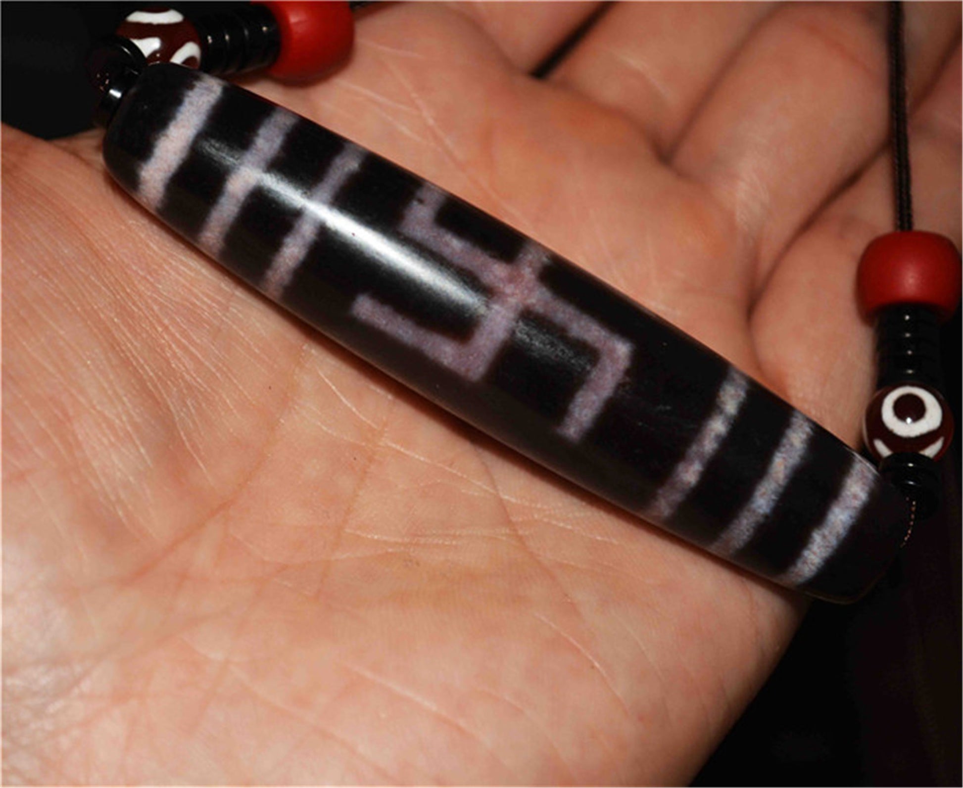 Real Tibetan Ancient Cinnabar Swastika Dzi Bead Pendant Amulet Himalaya Pure Bloodspots Gzi Genuine Old Antique Agate Talisman