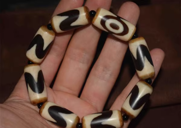 Real Tibetan Ancient Tiger Tooth Dzi Bead Bracelet Water Wave Amulet Himalayan Agate Pure Genuine Three Eyes Gzi Talisman