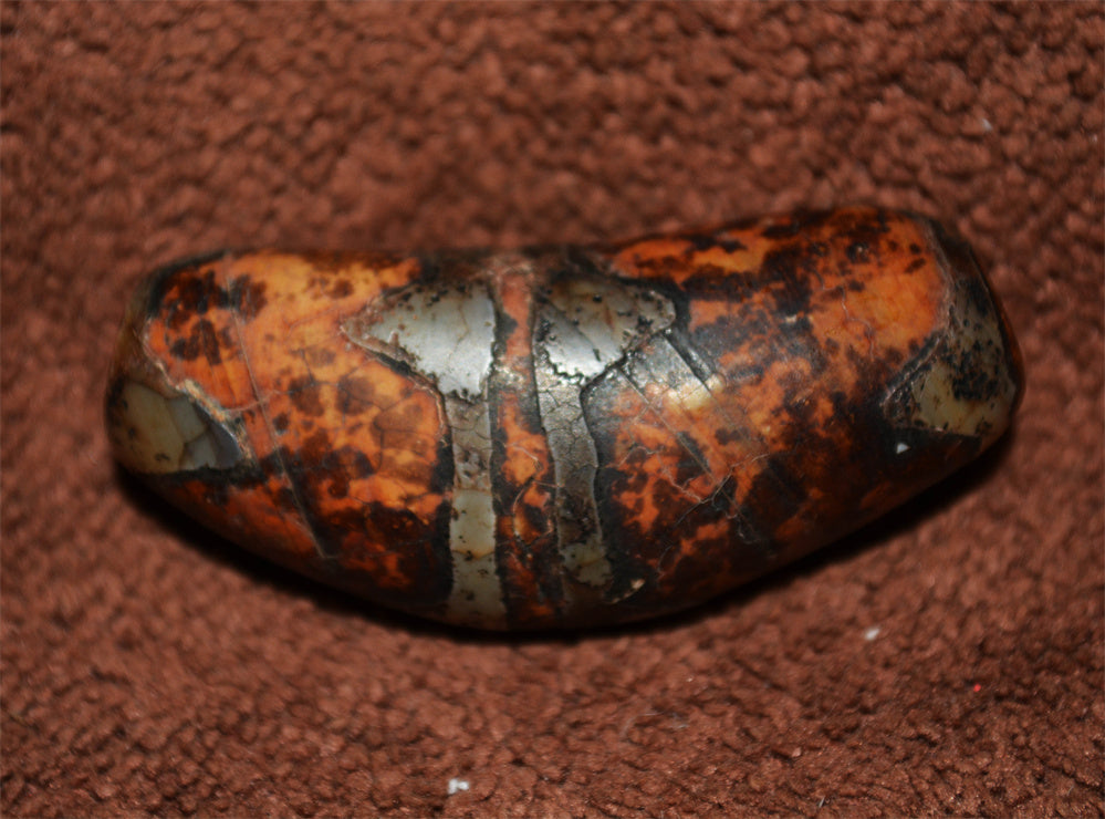 Real Tibetan Ancient Tiger Tooth Dzi Bead Pendant Water Wave Amulet Genuine Old Antique Himalaya Agate Pure Gzi Talisman