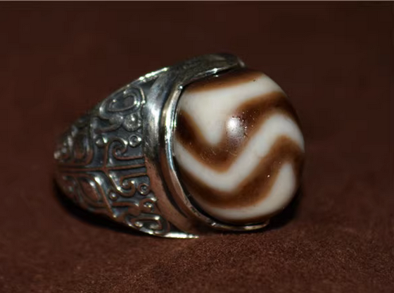 Real Tibetan Ancient Tiger Tooth Dzi Bead Ring Amulet Himalayan Water Wave Pure Zigzag Gzi Genuine Old Antique Agate Talisman