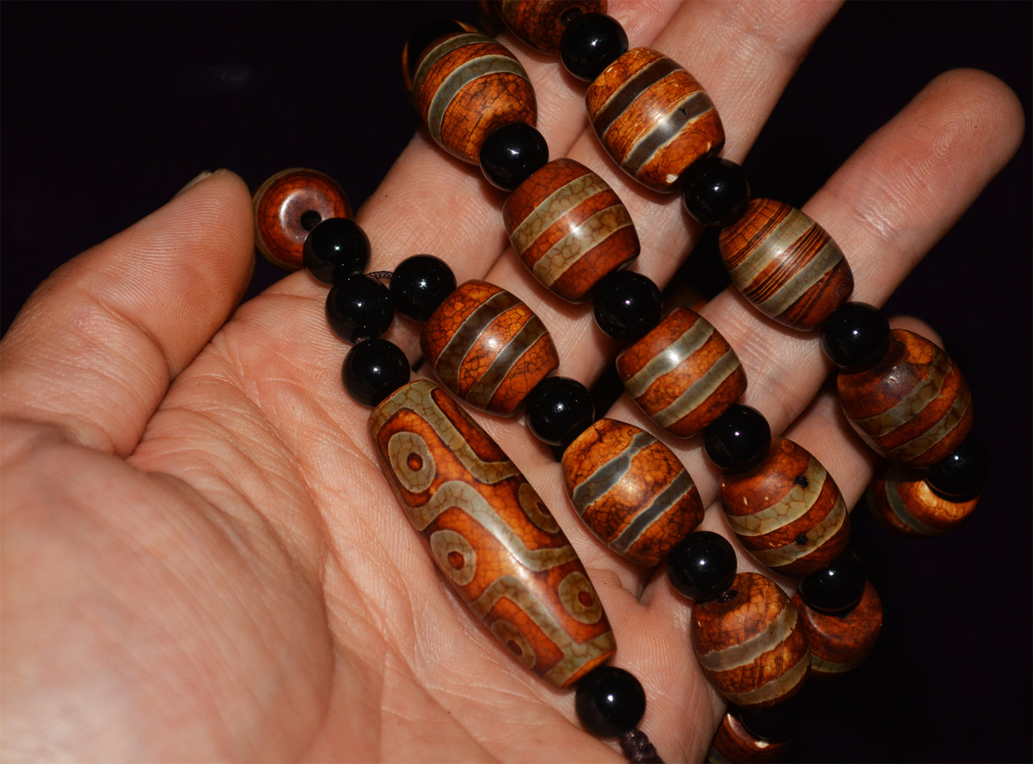 Real Tibetan Old Ancient Nine Eyes Dzi Bead Necklace Mala Prayer Beads Amulet Himalaya Agate Pure Gzi Pyu Striped