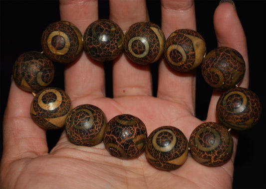 Real Tibetan Old Ancient Three Eyes Dzi Bead Bracelet Talisman Himalayan Amulet Agate Stone Pure 3 Eyed Gzi Mala
