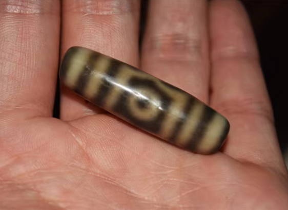 Real Tibetan Old Ancient Three Eyes Dzi Bead Pendant Talisman Himalaya MRX Himalaya Ancient Beads