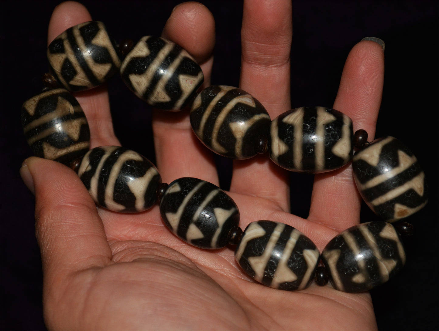 Real Tibetan Old Ancient Tiger Tooth Dzi Bead Bracelet Amulet Himalaya Water Wave Pure Zigzag Gzi Talisman Mala