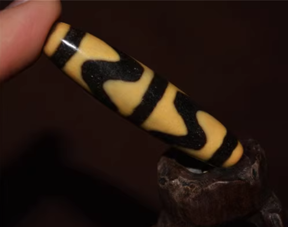 Real Tibetan Old Ancient Tiger Tooth Dzi Bead Talisman Amulet Himalayan Pendant Water Wave Agate Zigzag Antique Nepal Genuine Pure Gzi Bracelet