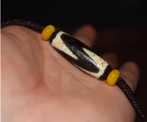 Real Tibetan Old Ancient Tiger Tooth Dzi Bead Water Wave Amulet Himalayan Pendant Agate Pure Genuine Gzi Talisman