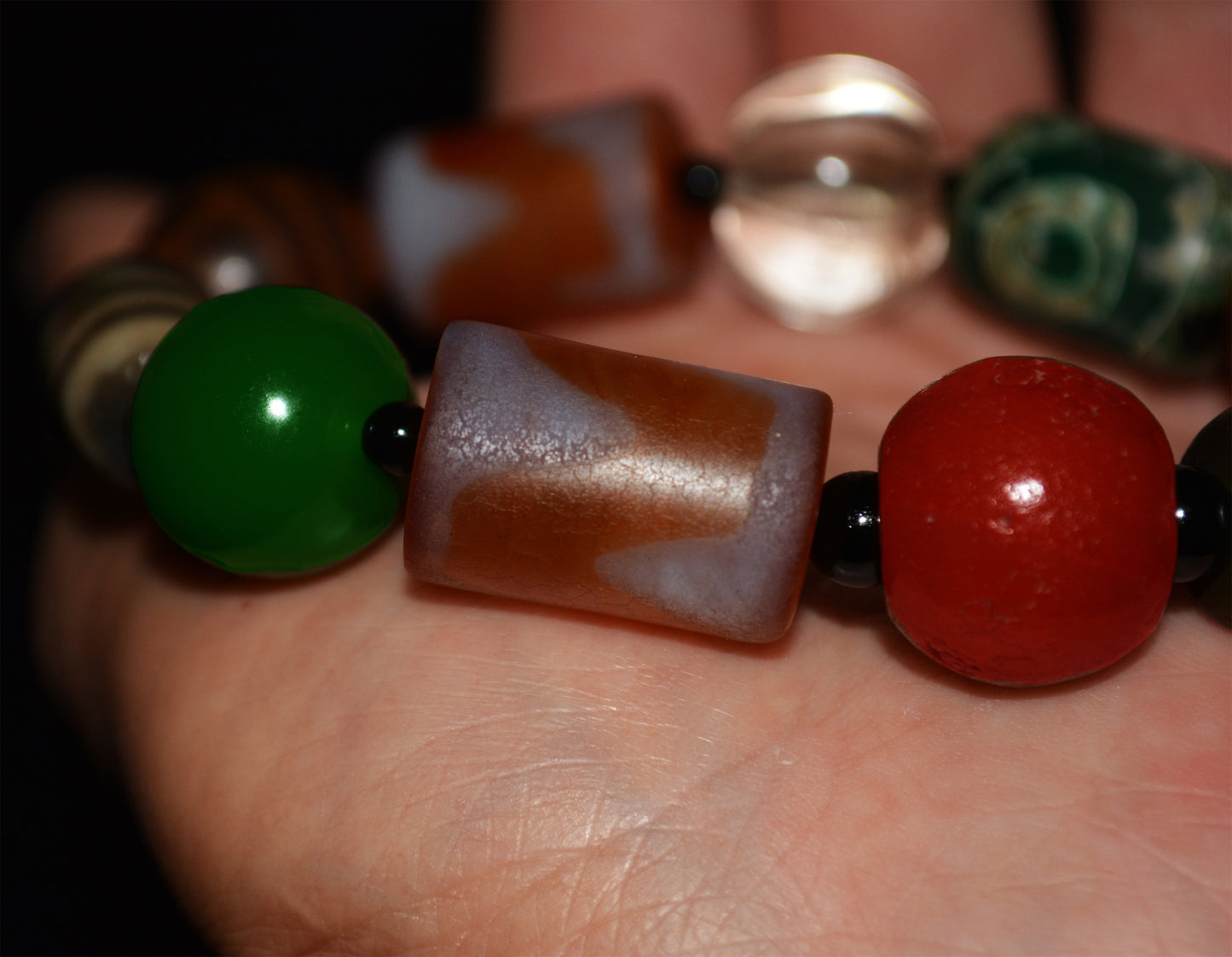 Real Himalaya Ancient Dzi Bead Bracelet Tiger Tooth Two Eyes Three Eyed Crystal Pema Raka Nanhong Agate Mala Prayer Beads