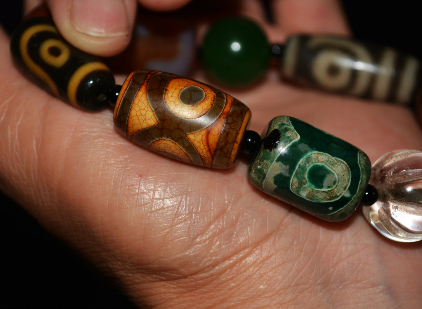 Real Himalaya Ancient Dzi Bead Bracelet Tiger Tooth Two Eyes Three Eyed Crystal Pema Raka Nanhong Agate Mala Prayer Beads