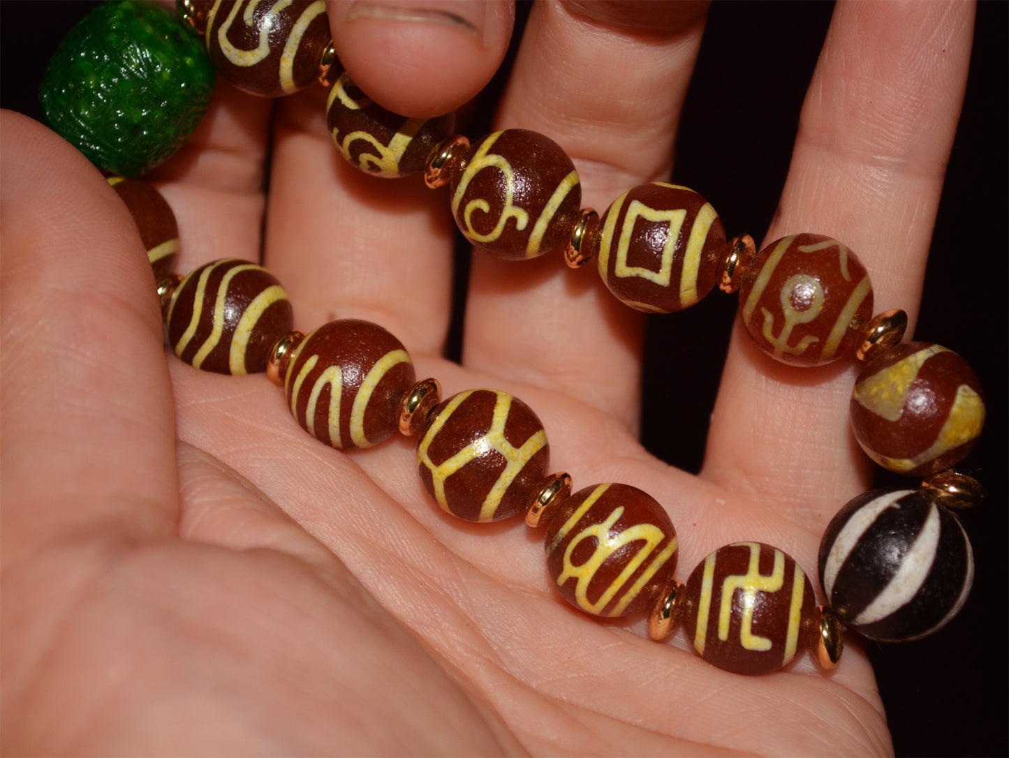 Real Tibetan Old Ancient Water Wave Dzi Beads Bracelet Amulet Mala Himalayan Agate Nectar Bottle Tiger Tooth Gzi Tibet Prayer Talisman