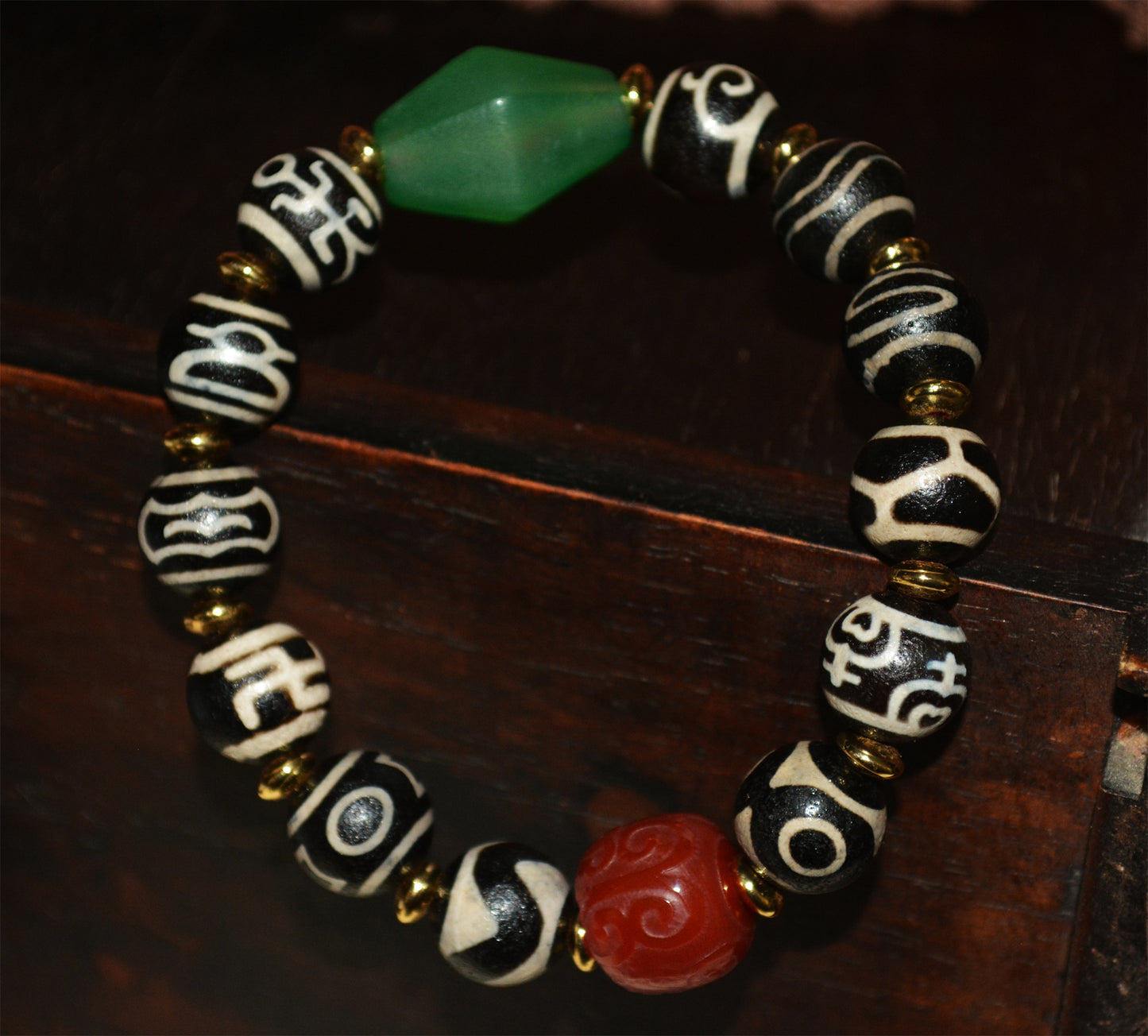 Real Tibetan Old Ancient Water Wave Dzi Beads Bracelet Amulet Mala Himalayan Agate Tiger Tooth Gzi Tibet Prayer God of Wealth Green tara Talisman