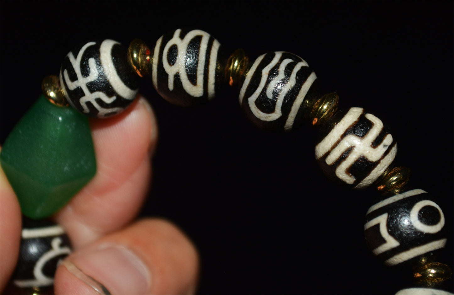 Real Tibetan Old Ancient Water Wave Dzi Beads Bracelet Amulet Mala Himalayan Agate Tiger Tooth Gzi Tibet Prayer God of Wealth Green tara Talisman