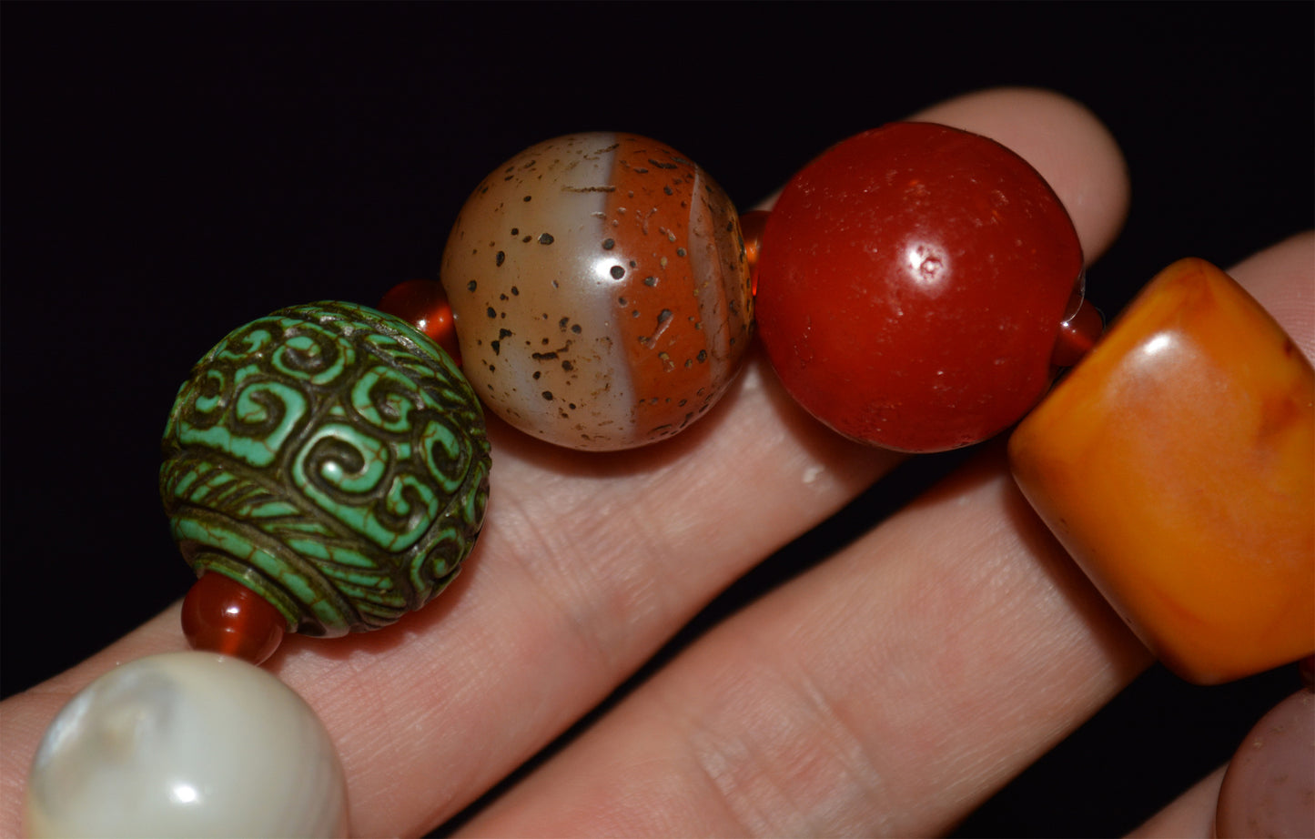 Real Tibetan Old Antique Amber Bracelet Crystal Turquoise Red Coral Pema Raka Nanhong Agate Three Eyes Dzi Bead Mala Prayer Beads