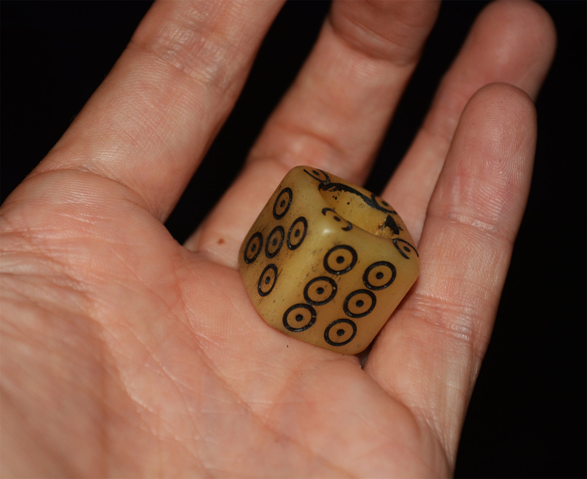 Real Tibetan Old Antique Kapala Bone Dice Pendant Amulet Palden Lhamo Himalayas Genuine Prayer Beads Talisman