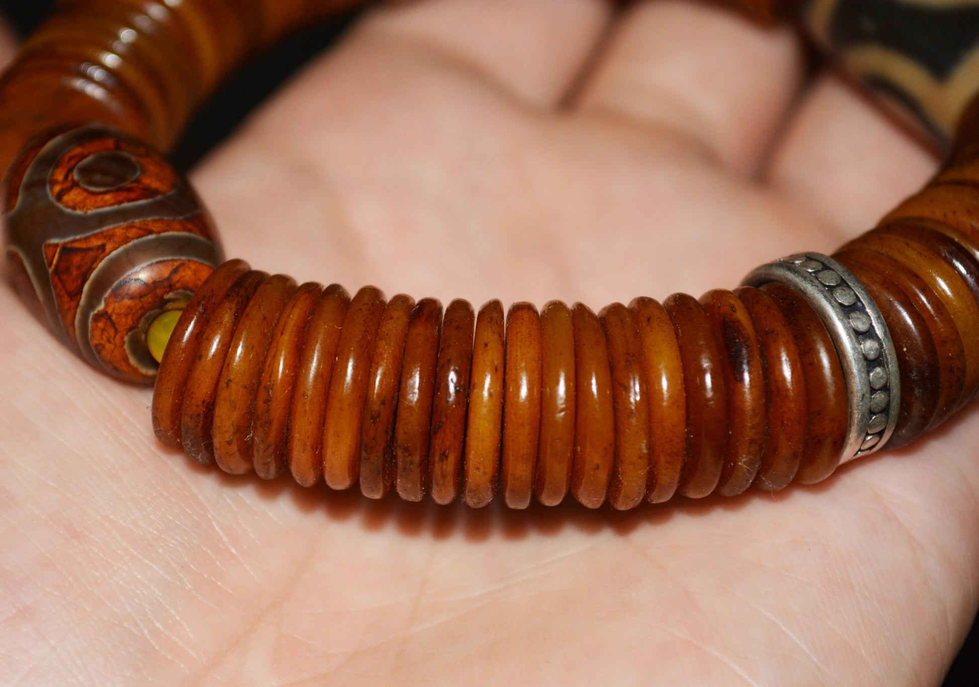 Real Tibetan Old Antique Kapala Bone Mala Prayer Beads Bracelet Rosary Himalayas Three Two Eyes Dzi Buddhism Worry Amulet