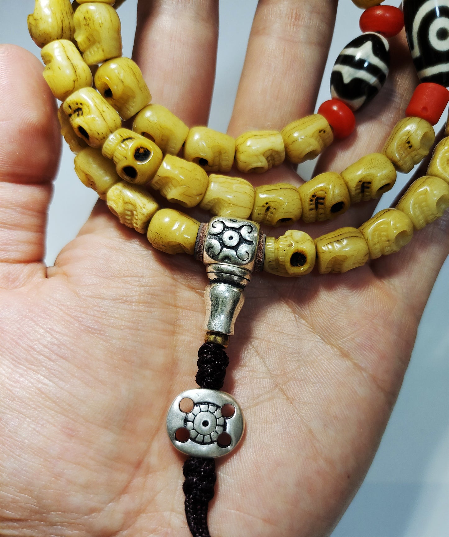 Tibetan Old Antique Real Kapala Bone Skull Mala Prayer Beads Bracelet Himalayan Rosary Genuine Buddhism Worry Necklace Amulet