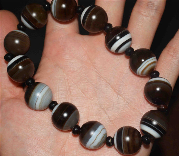 Ancient Indo-Tibetan banded agate Suleimani bead. 21 x 11 mm. 药师珠 high quality Tribal, ethnic jewelry