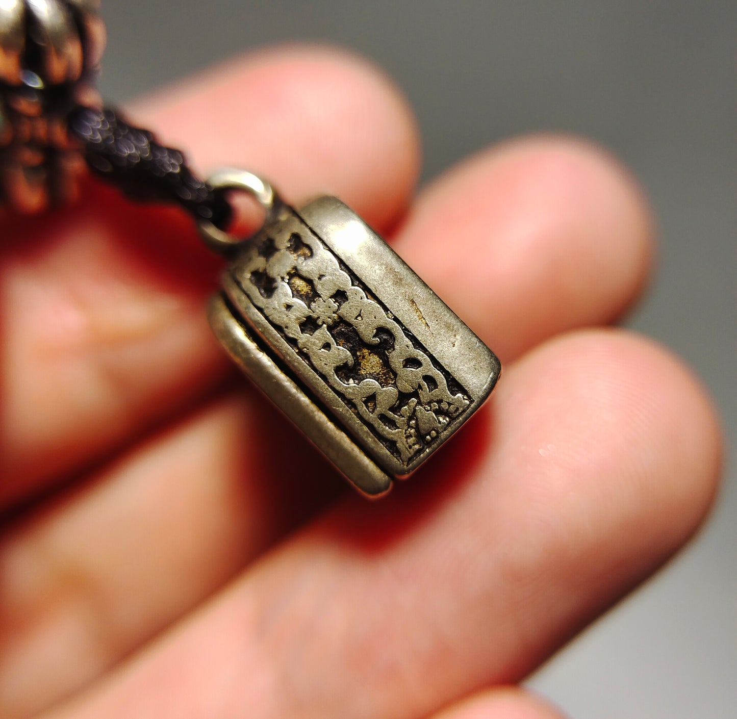 Real Tibetan Old Antique Silver Gau Prayer Box Ghau Niche Pendant Shrine Himalaya Amulet Talisman