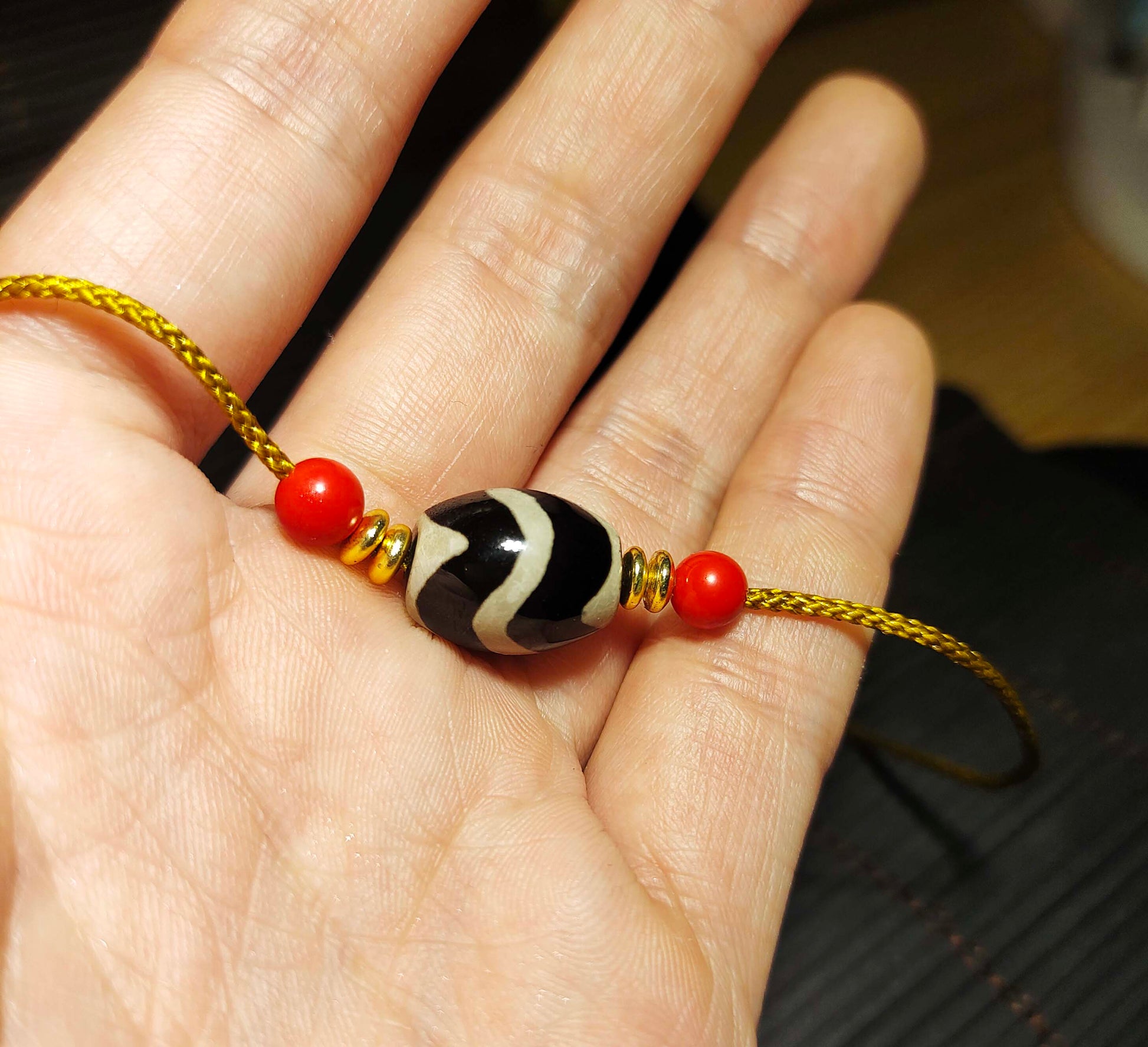 Real Tibetan Old Antique Tiger Tooth Dzi Bead Amulet Pendant Himalaya Agate Genuine Pure Water Wave Gzi Talisman Bracelet