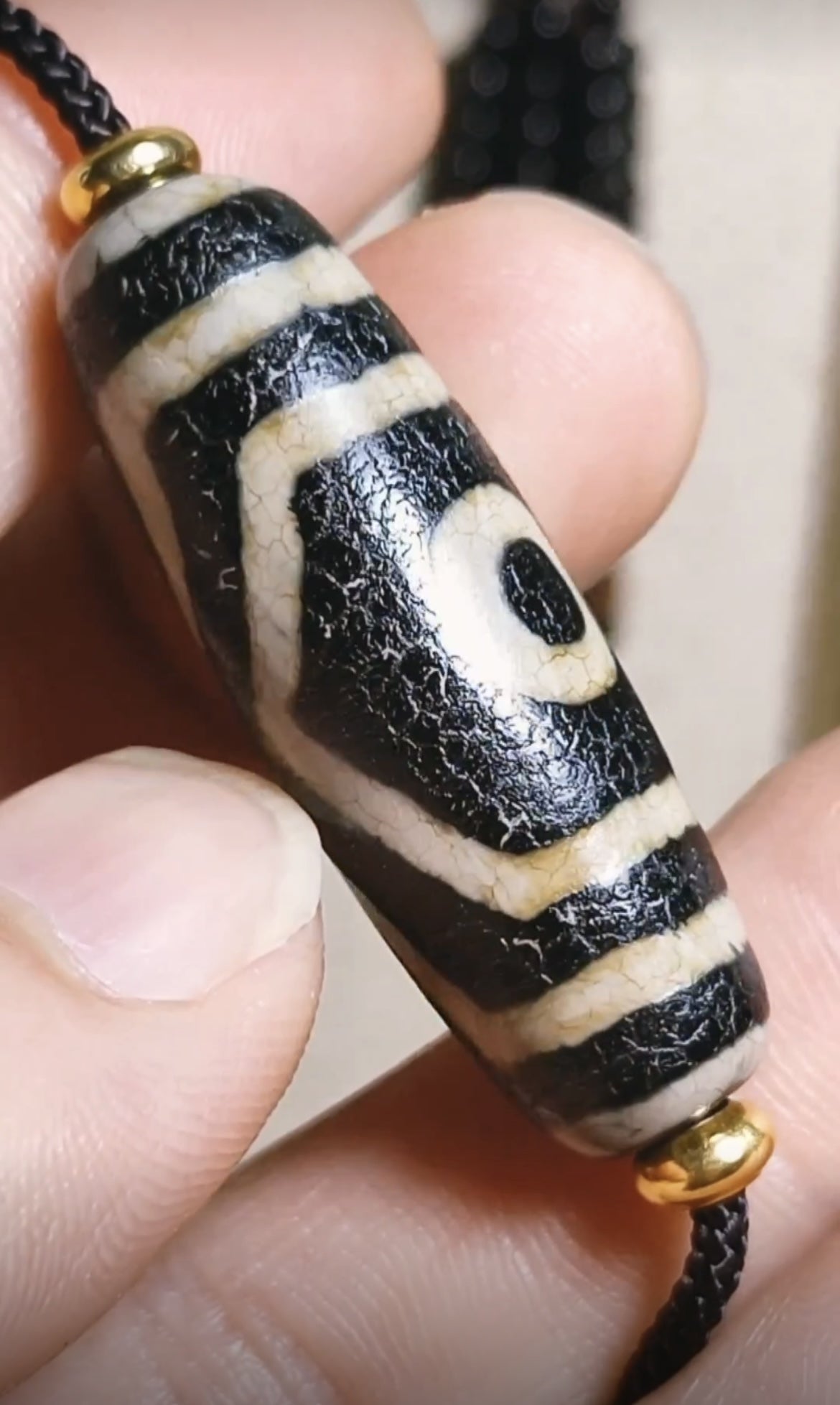 Real tibetan three eyes dzi bead amulet genuine old ancient himalaya agate pure 3 gzi pendant talisman