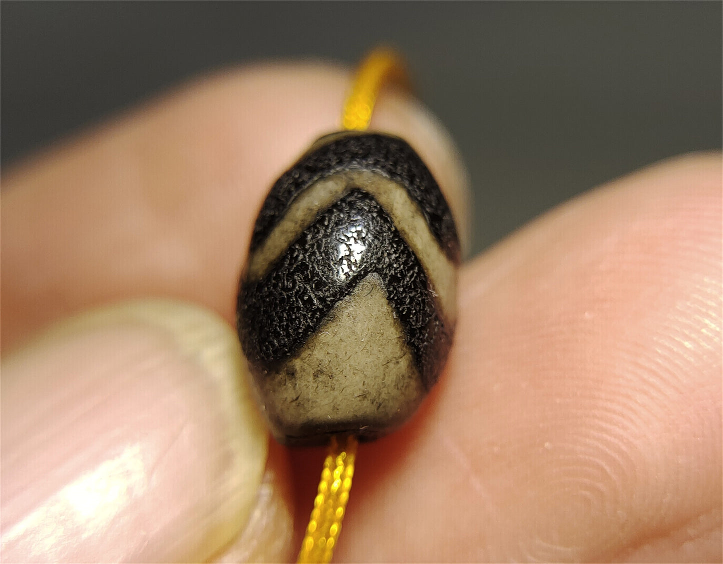 Real tibetan water wave dzi bead amulet genuine old ancient zig zag himalaya agate tiger tooth gzi pure pendant talisman