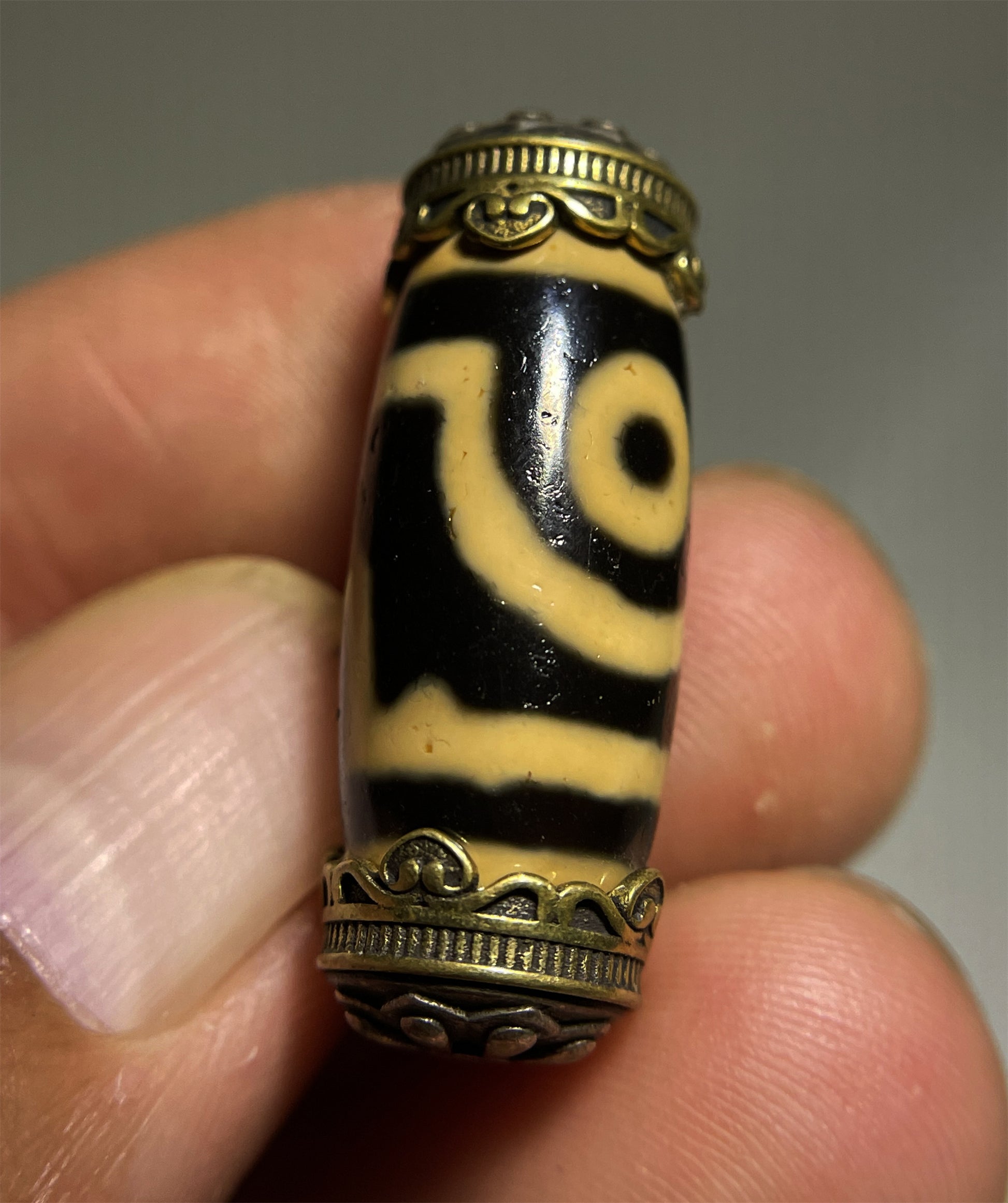 Tibetan Ancient Real Two Eyes Dzi Bead Amulet Pendant Himalayan Agate Genuine Pure 2 Eyed Gzi Old Antique Talisman Bracelet Charm