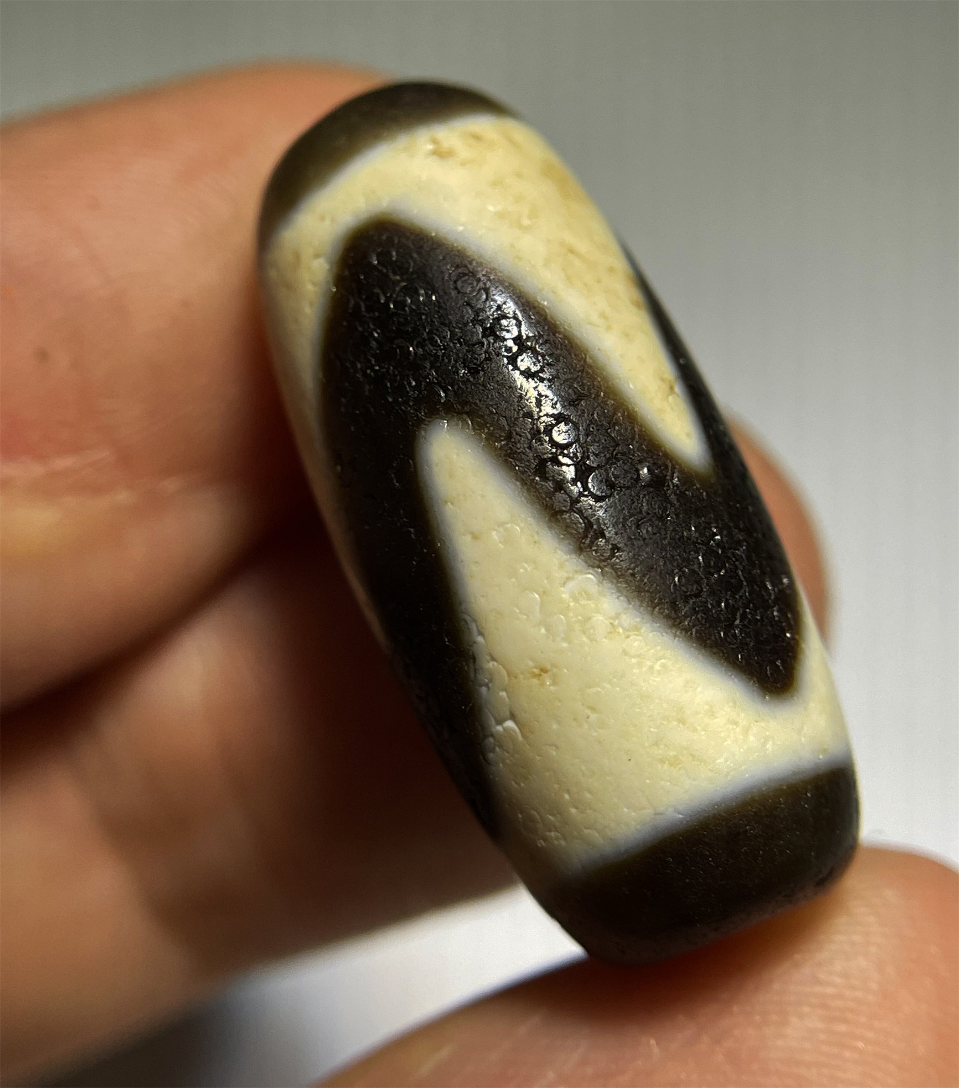 Tibetan Ancient Real Zigzag Tiger Tooth Dzi Bead Amulet Himalayas Pendnat Water Wave Genuine Agate  Gzi Talisman