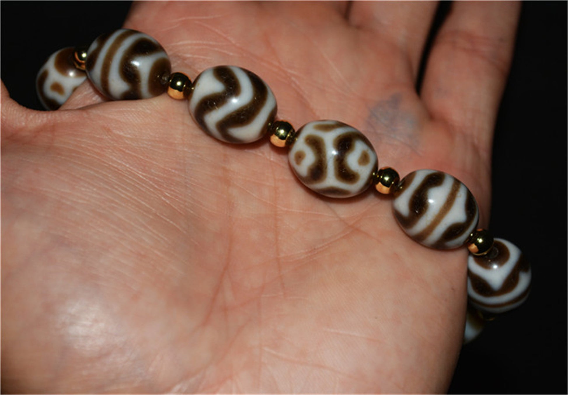 Real Tibetan Ancient Tiger Tooth Dzi Bead Bracelet Amulet Water Wave Zigzag Himalaya Old Antique Genuine Agate Nepal Pure Lotus Gzi Talisman Pendant Mala Prayer Rosary