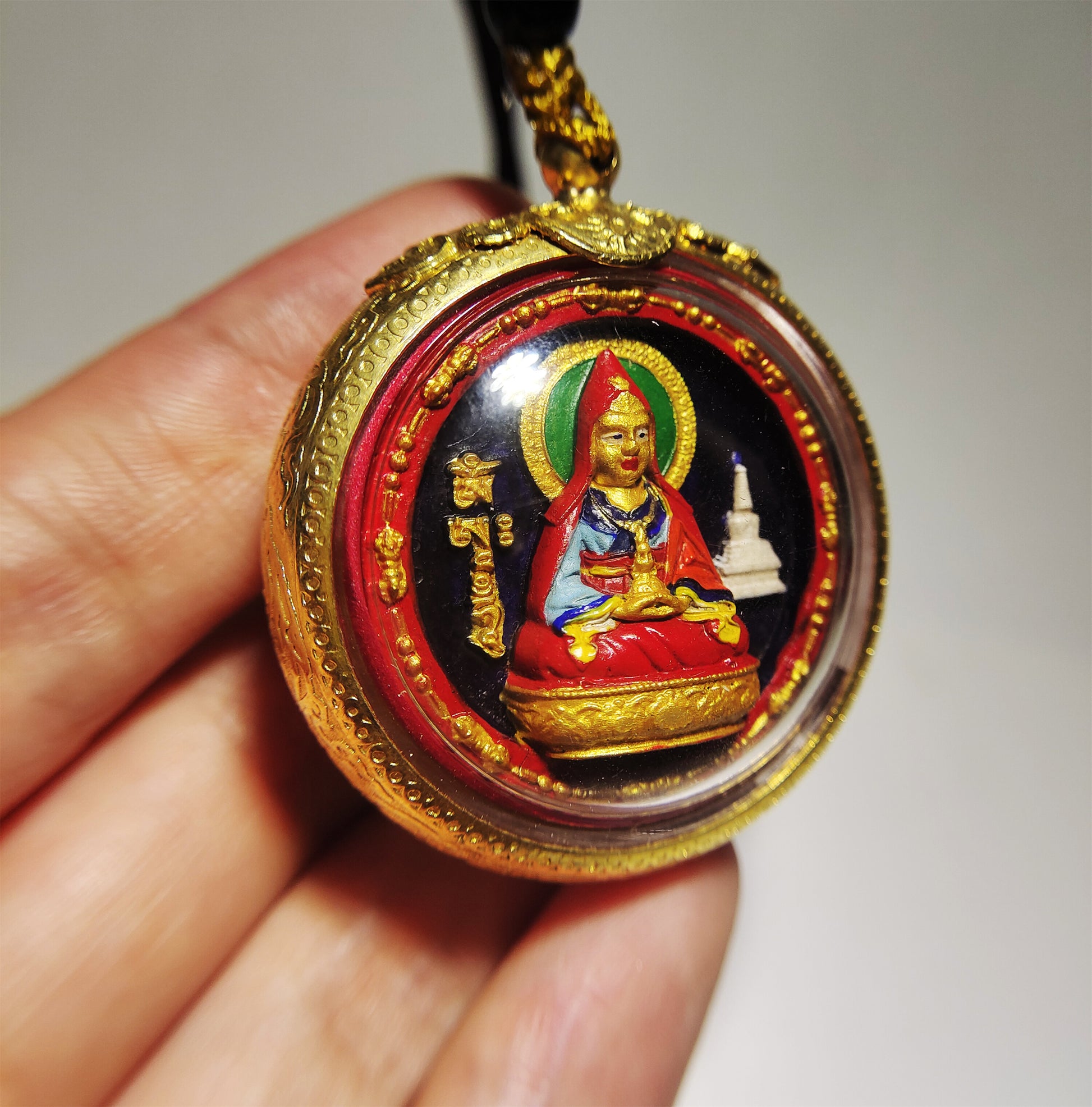 Tibetan Antique Guru Rinpoche Tsha Tsha Gau Prayer Box Pendant Ghau Red Lama Niche Shrine Himalayan Copper Amulet Genuine Tsa Tsa Talisman