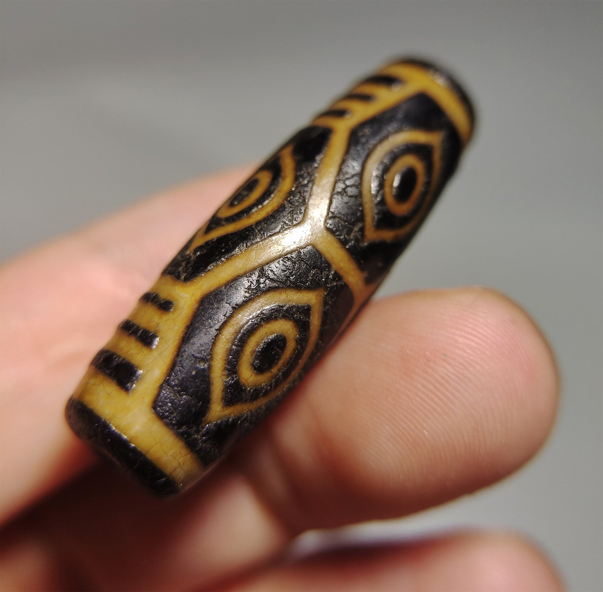 real ancient tibetan six eyed dragon dzi bead amulet pendant genuine old antique himalaya agate pure gzi talisman