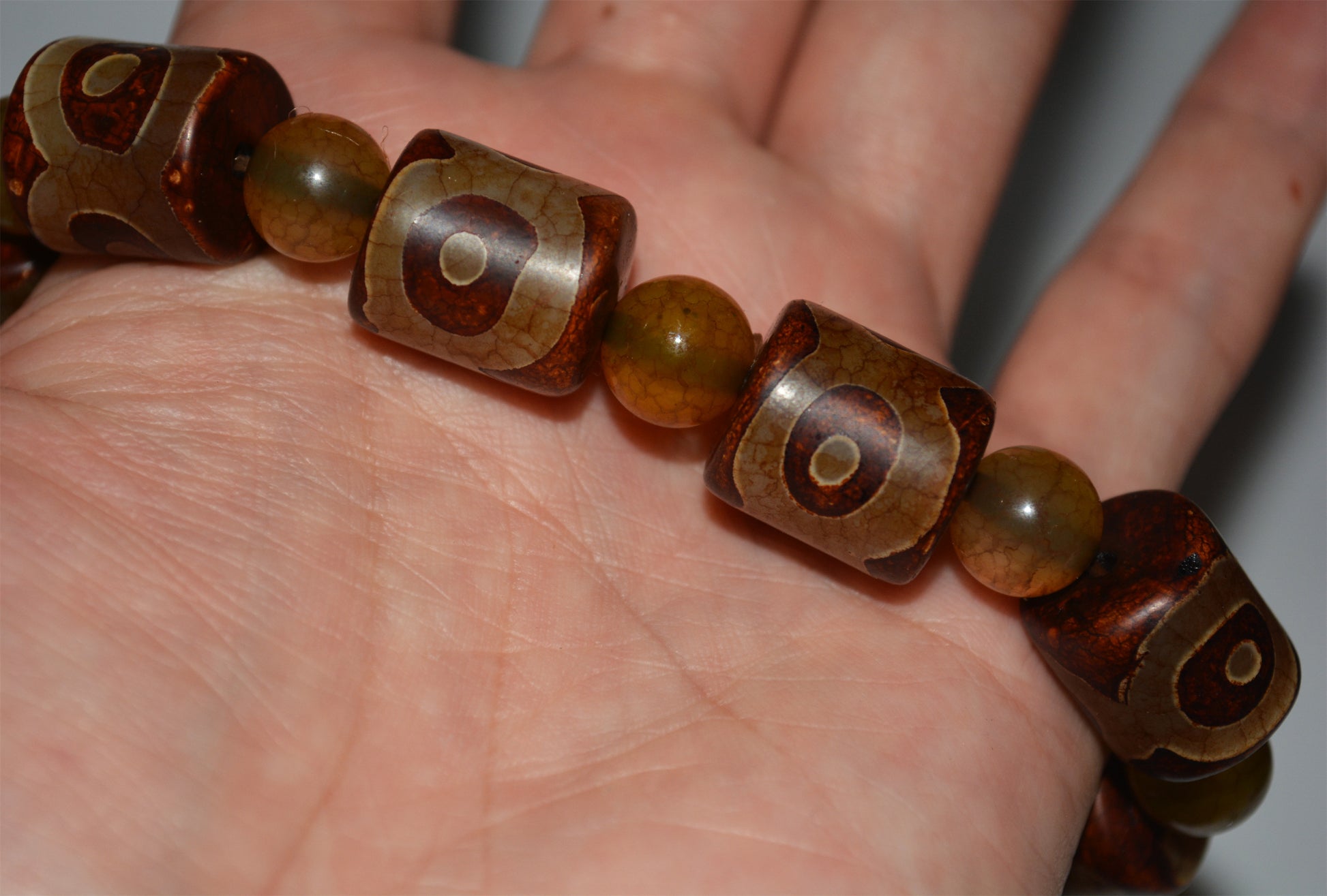 real tibetan ancient three eyes dzi bead bracelet amulet mal genuine old antique himalaya agate nepal 3 pure gzi talisman