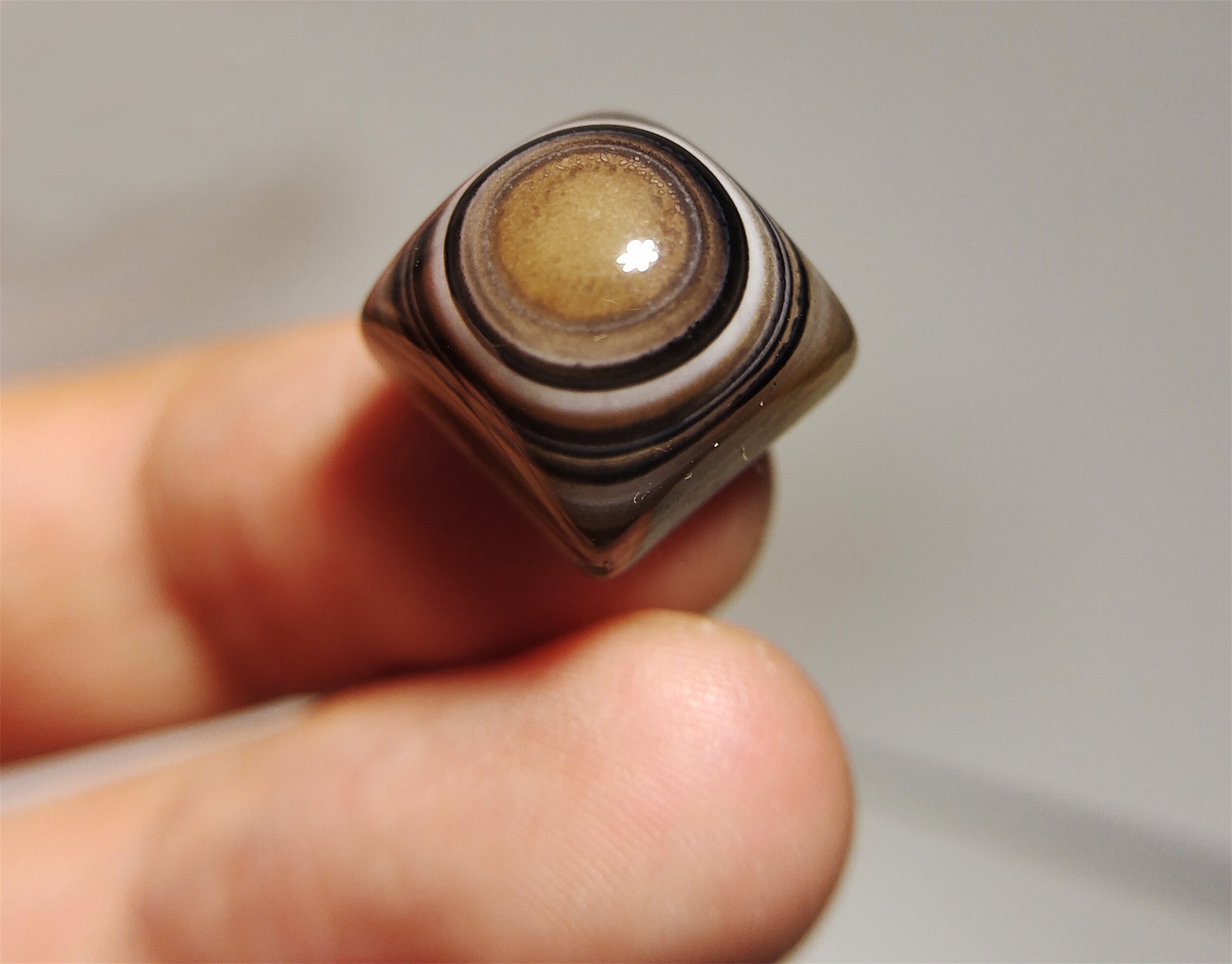 tibetan ancient lukmik eye dzi bead agate