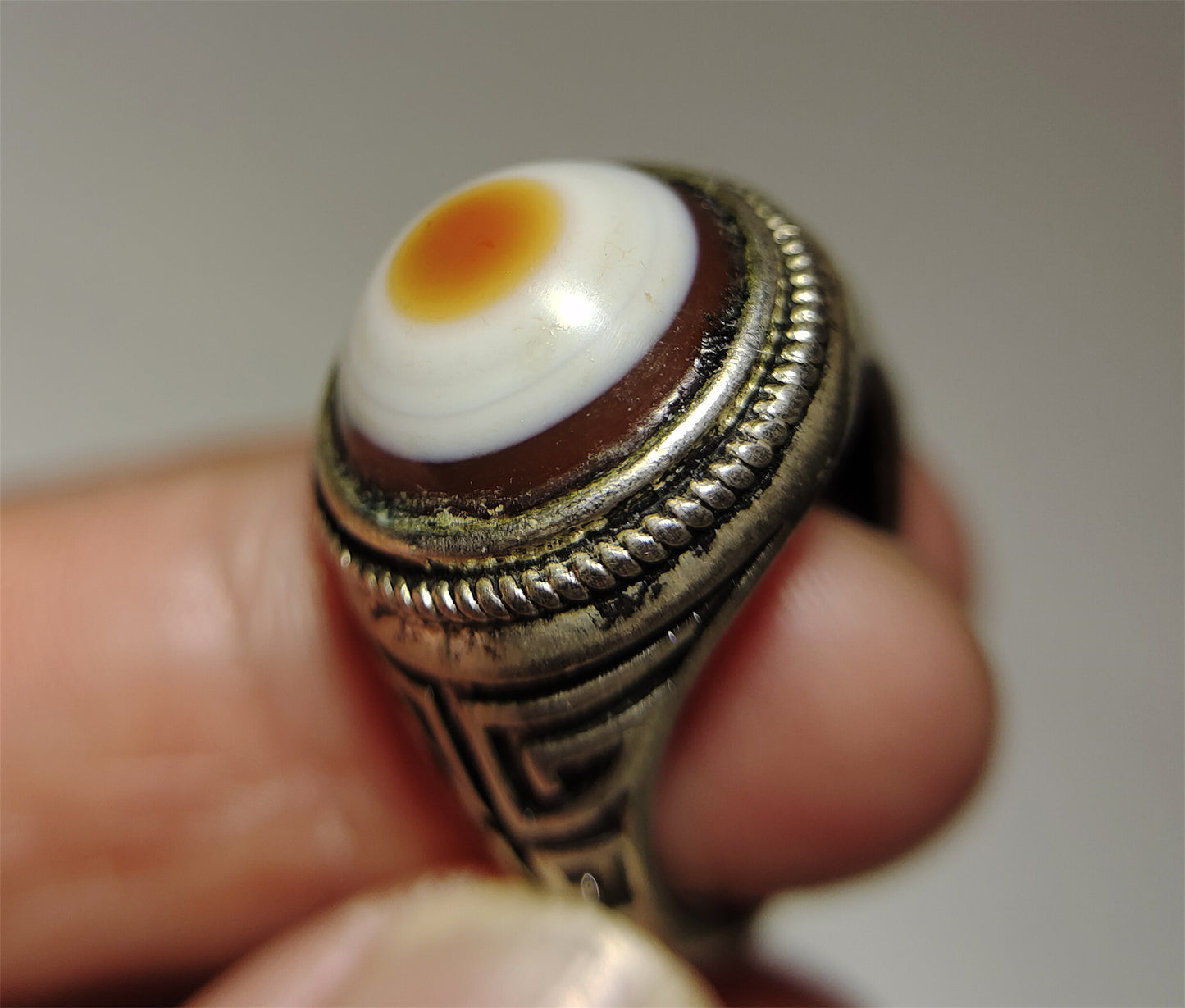 Himalaya LukMik One Eye Dzi Bead Ring Tibetan Old Antique