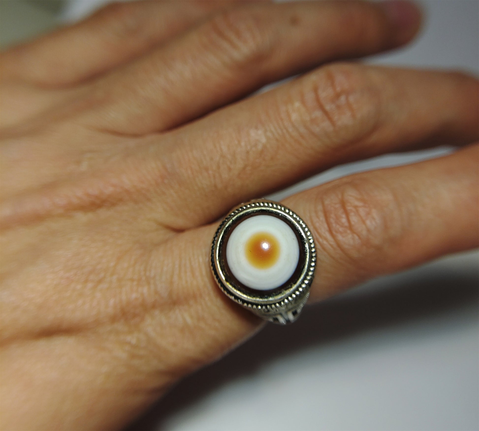 Himalaya LukMik One Eye Dzi Bead Ring Tibetan Old Antique