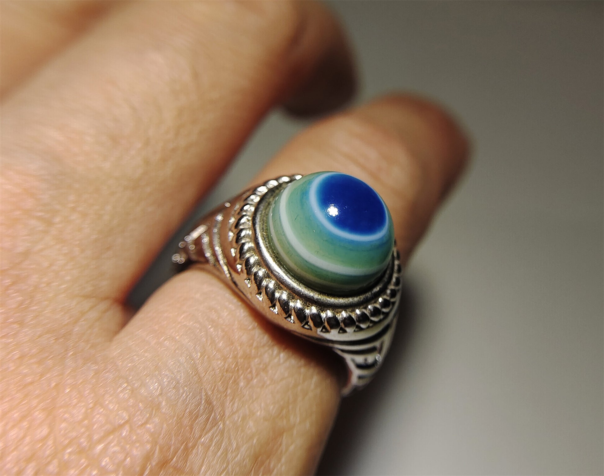 Tibetan Old Antique Luk Mik Dzi Bead Ring Himalaya Medicine Amulet Real LukMik Horse
