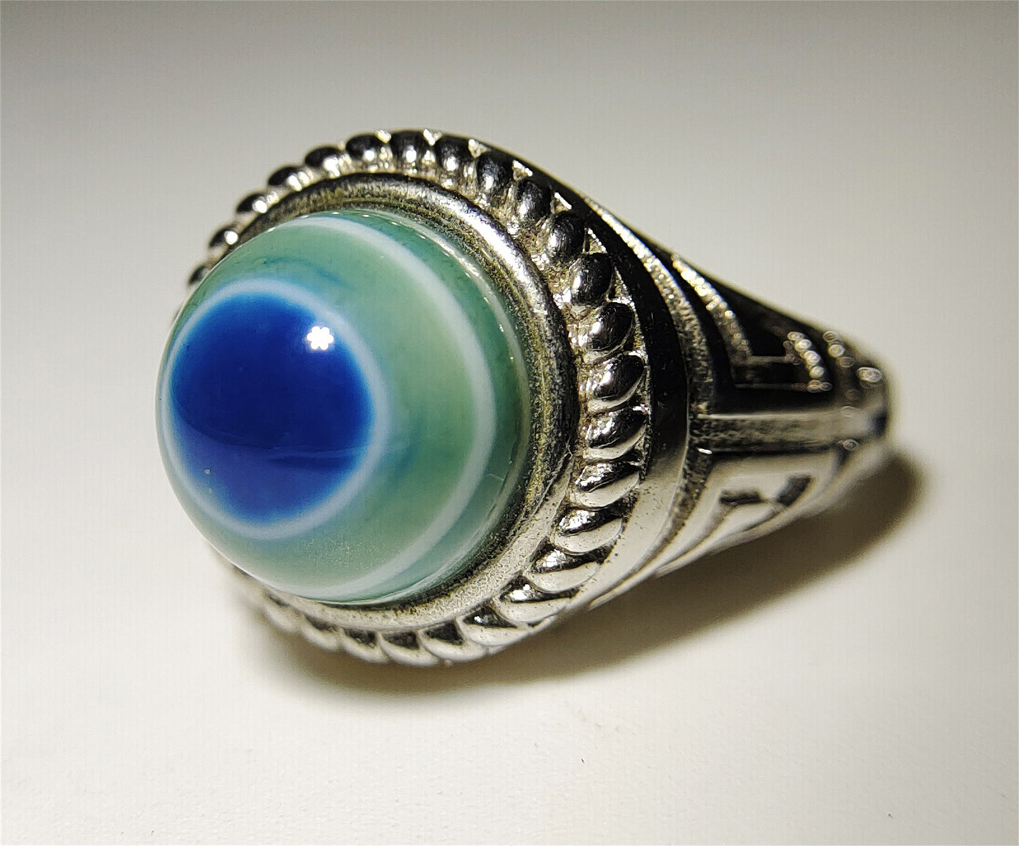 Tibetan Old Antique Luk Mik Dzi Bead Ring Himalaya Medicine Amulet Real LukMik Horse